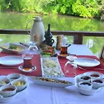 Teras Kagithane Отель Стамбул